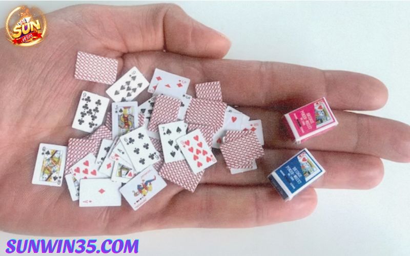 Luật chia bài bốc đầu trong Short Deck Poker