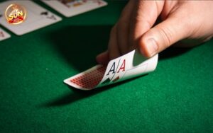 Xì tố vs Poker: Cái nào HOT hơn? Sự thật BẤT NGỜ